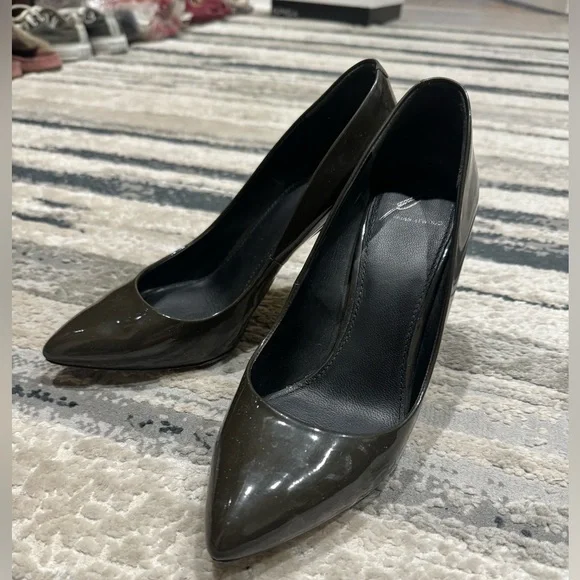 Brian Atwood pumps - Picture 1 of 5